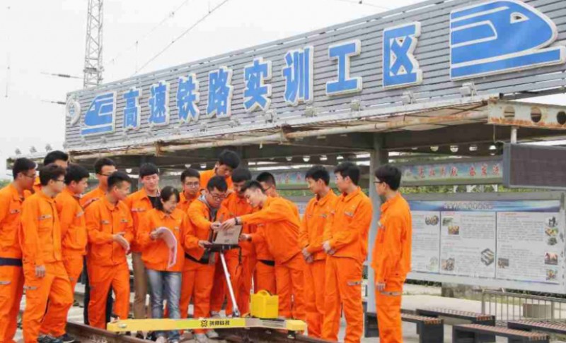 贵州2024年在铁路学校学什么专业好