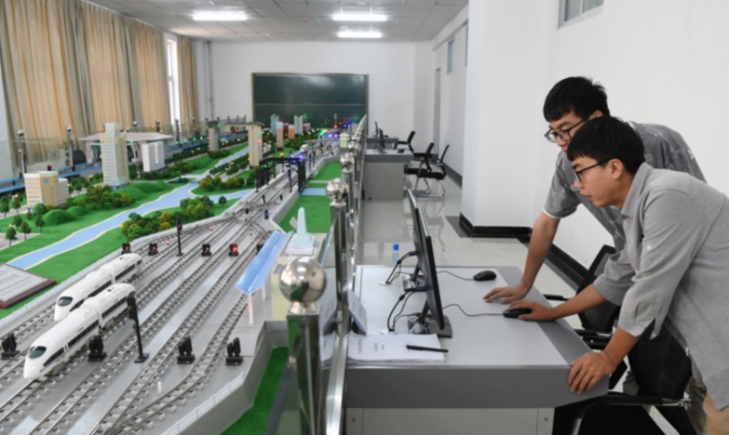 贵州2024年现在读铁路学校什么专业好