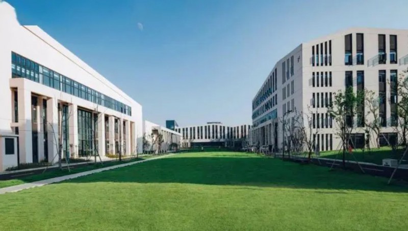 云南2024年男生学什么铁路学校好