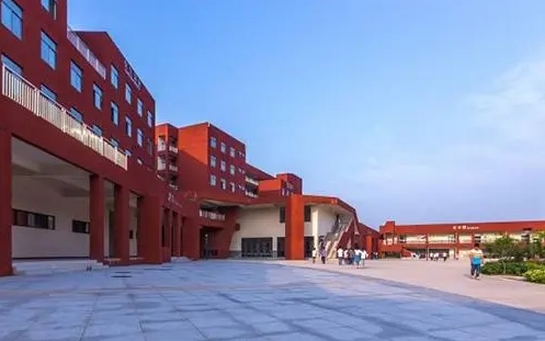 云南2024年女子铁路学校