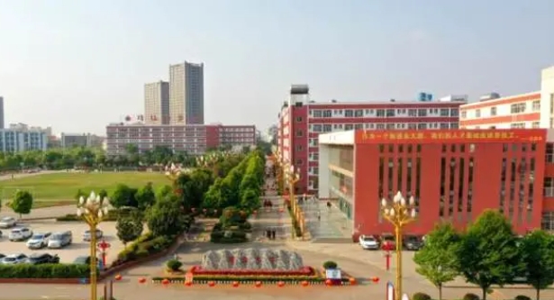 云南2024年上铁路学校
