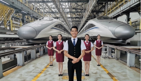 云南2024年铁路学校好还是大专好