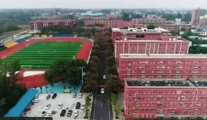 2024漯河市召陵区中等专业学校多少钱 漯河市召陵区中等专业学校各专业学费收费标准