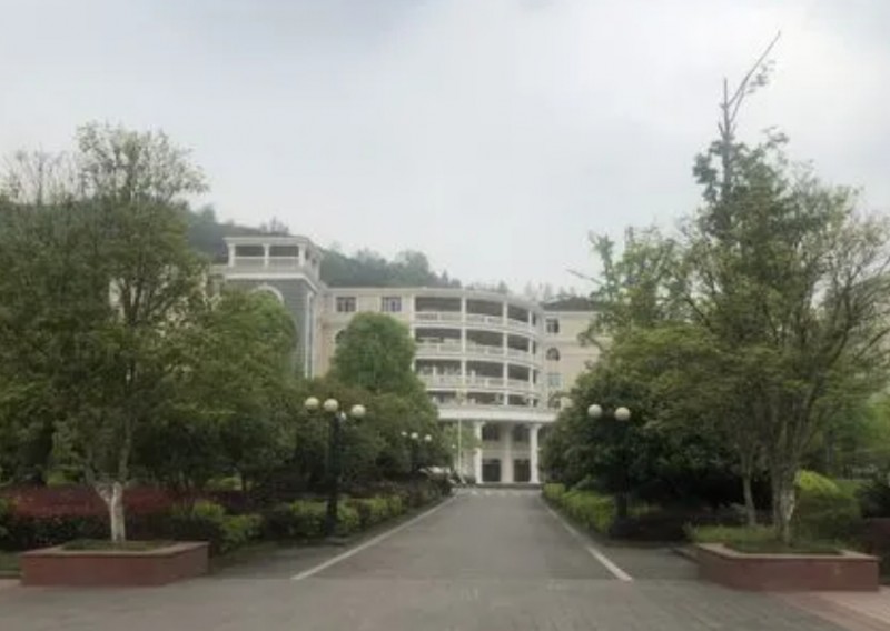 2024重庆市南华中学校多少钱(学费明细)
