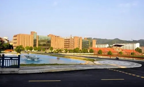 云南2024年有哪些民办铁路学校
