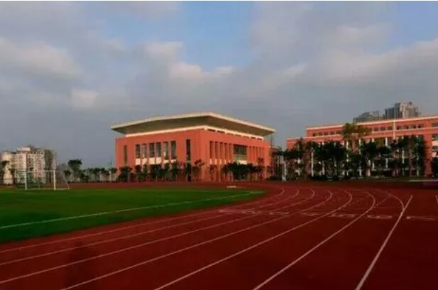 重庆市实验中学校怎么样、好不好