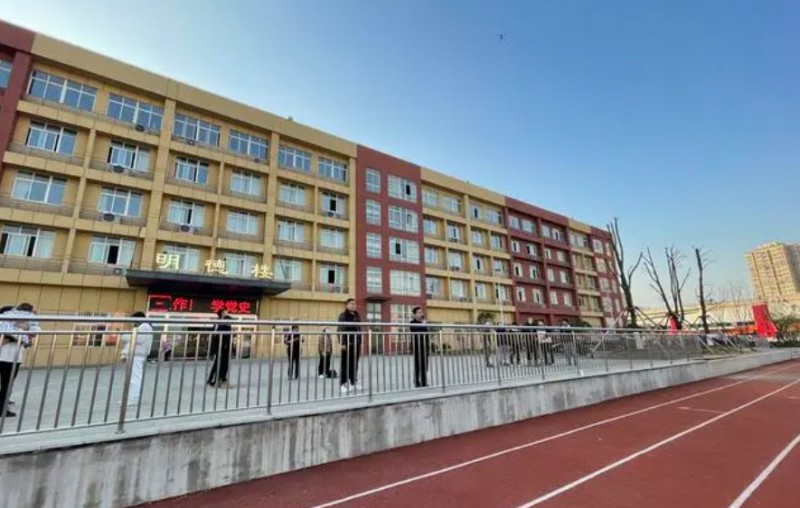 湖北2024年初中生可以上铁路学校吗
