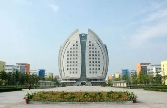 2024石家庄市第三中学多少钱(学费明细)