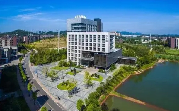 湖南2024年哪些大专学校有铁路学校