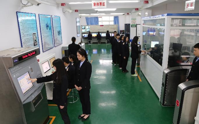 湖南2024年女生读铁路学校怎么样