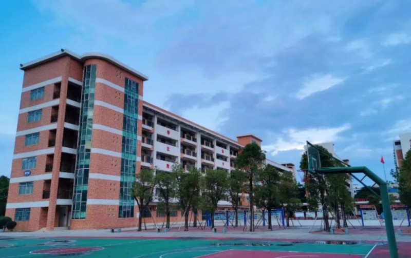 惠州市仲恺技工学校网站网址主页