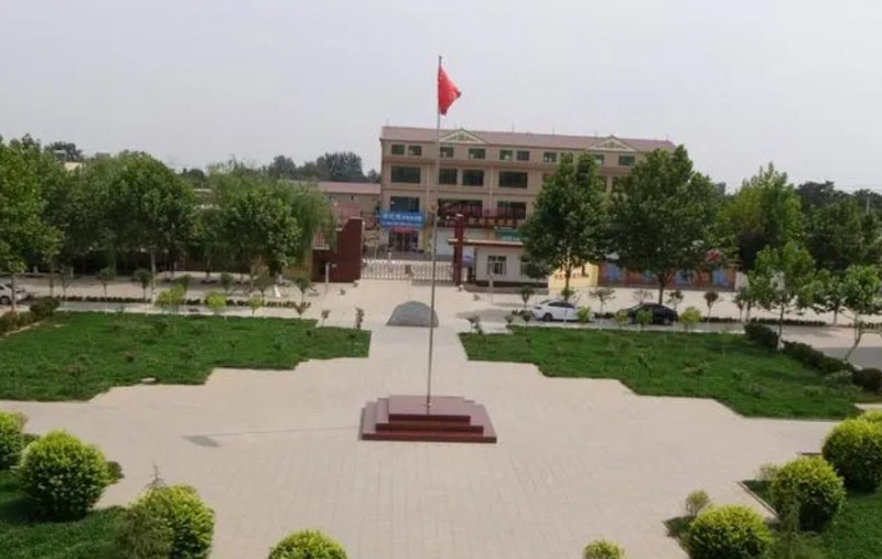 深泽中学地址，乘车路线