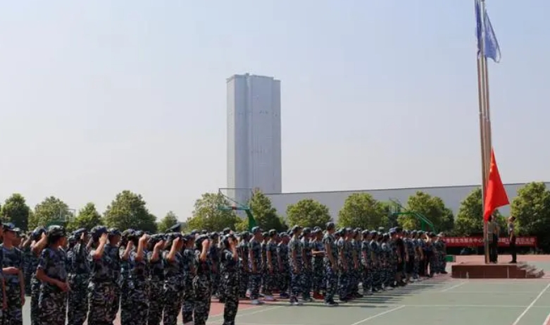 湖南2024年铁路学校中专升大专考什么