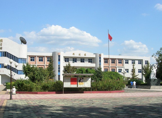 2024晋州市第一中学多少钱(学费明细)