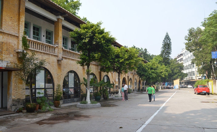 广东2024年初中生读什么铁路学校