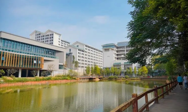 广东2024年大专学校有哪些铁路学校