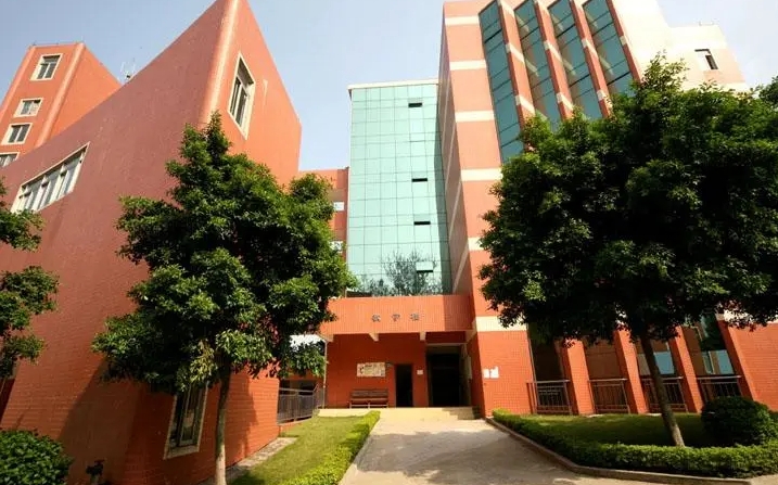 广东2024年适合男生的铁路学校