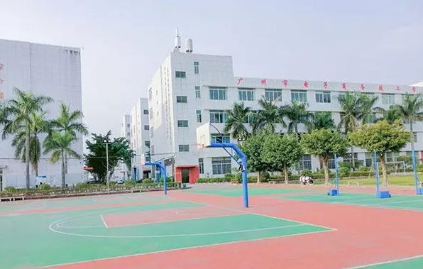 广东2024年适合女生的铁路学校
