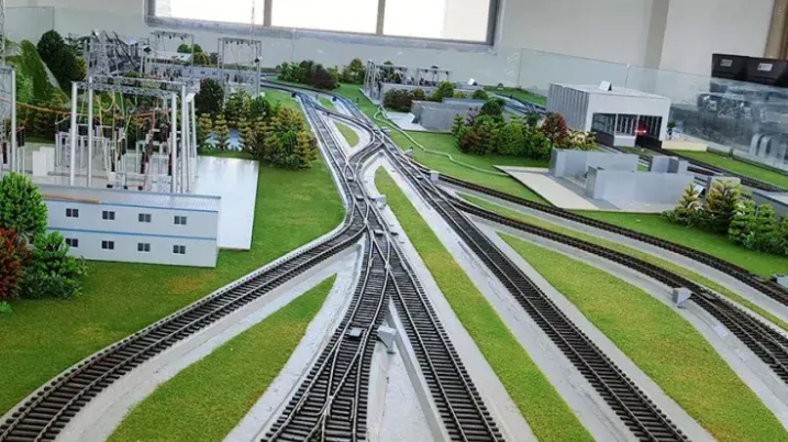 广东2024年铁路学校好还是职高好