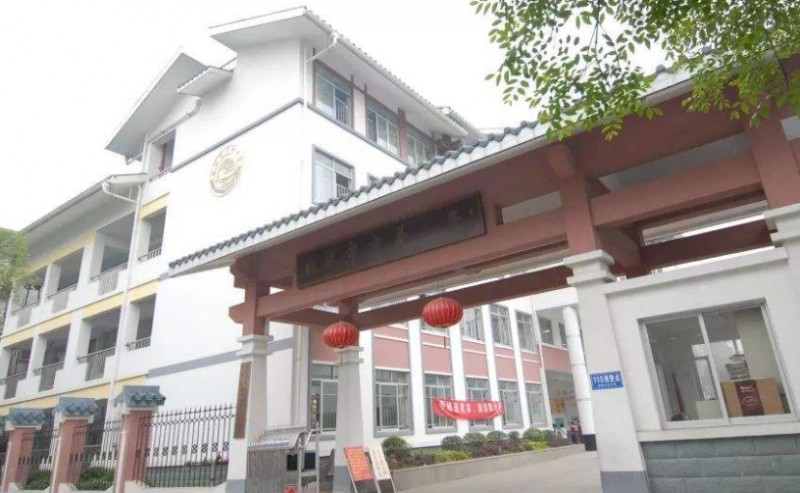 广西2024年初中生可以去的铁路学校