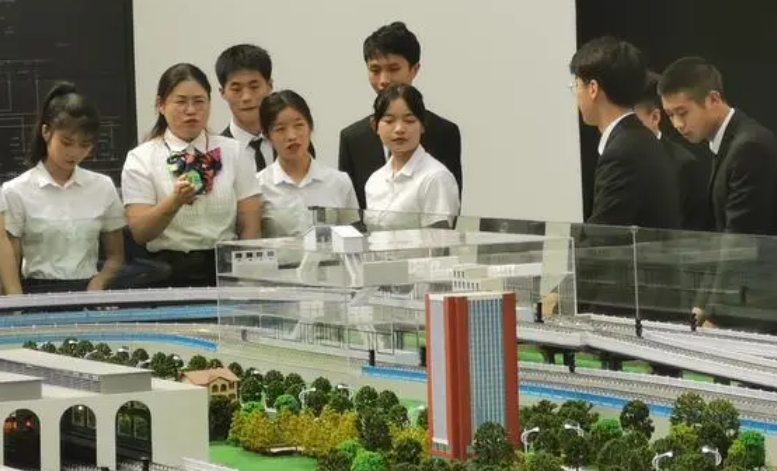 广西2024年铁路学校什么专业好