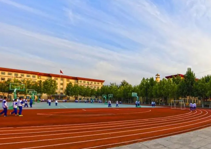 邱县儒林奥博高级中学地址，乘车路线