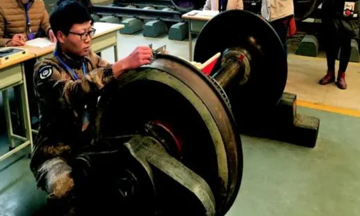 河南2024年铁路学校都有哪些专业好