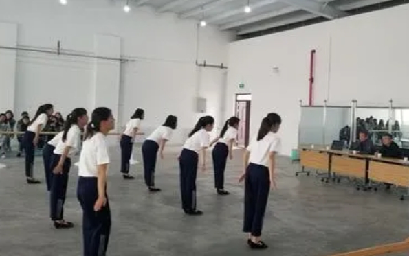 山东2024年女生初中毕业上铁路学校