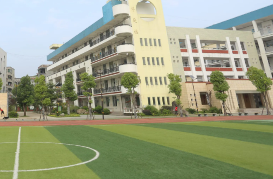 贵阳市新东方烹饪中等职业学校:全面培养,助力梦想起航