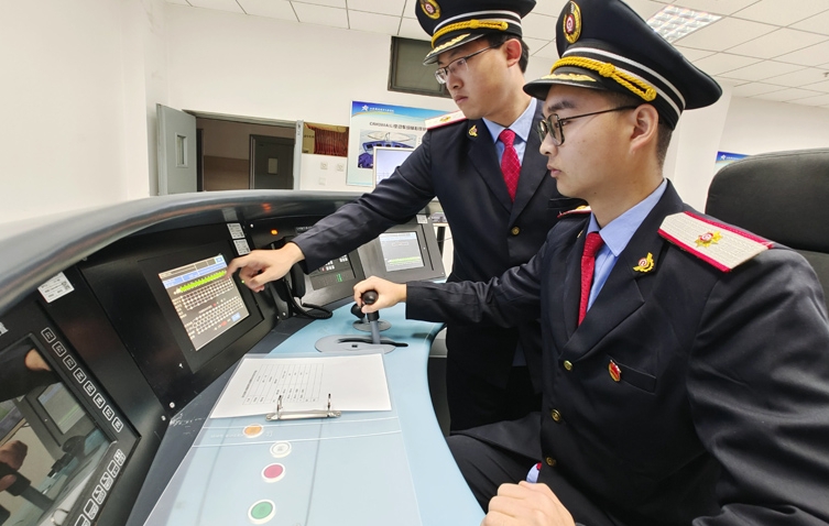 山西2025年男生读铁路学校怎么样