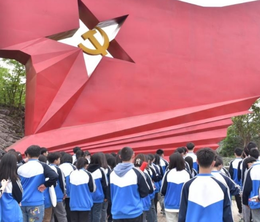 贵州2025年读铁路学校要多少钱