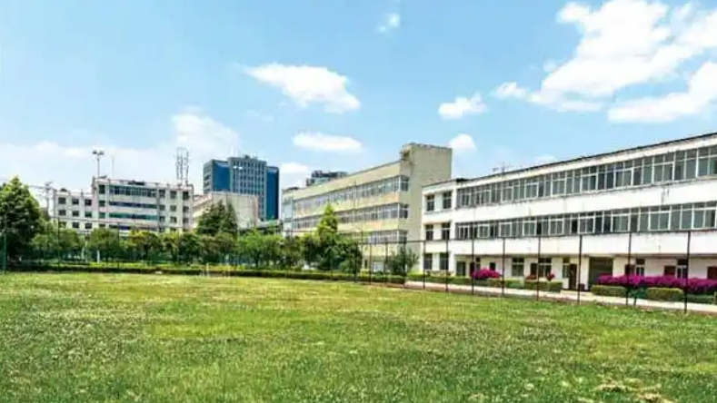 云南2025年读什么铁路学校有前途
