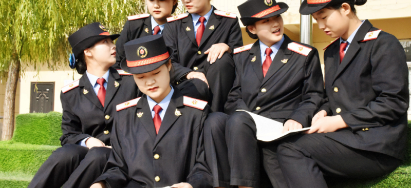 江苏2025年女生学铁路学校好找工作吗