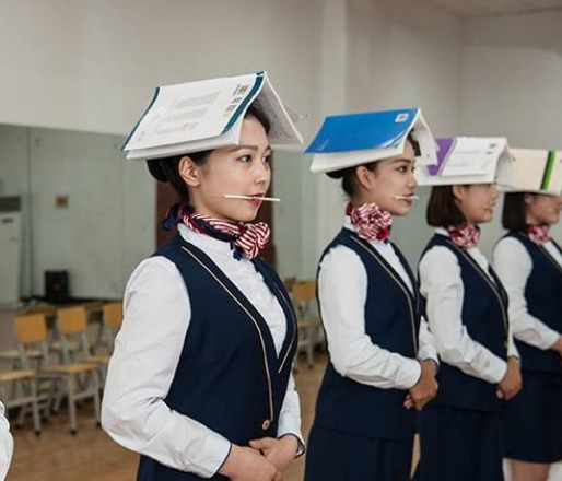 贵州2025年女生在铁路学校学什么好