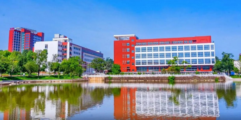 云南2025年铁路学校有哪些专业适合男生