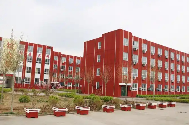 2025高碑店市崇德实验中学多少钱(学费明细)