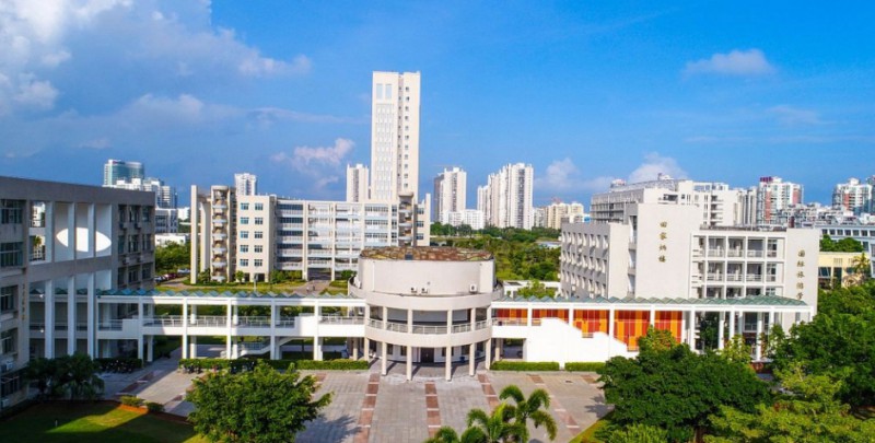 广东2025年高中毕业读中专学校好不好
