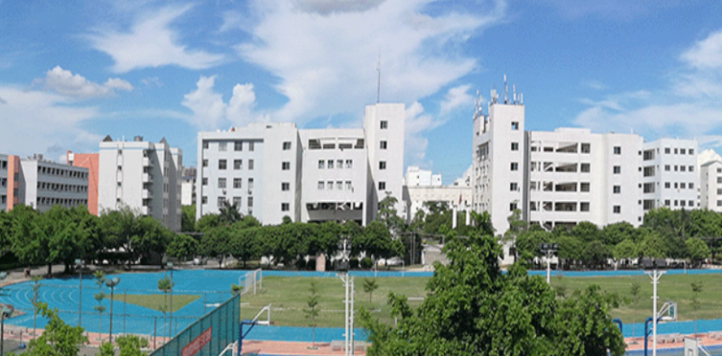 广西2025年到哪里读铁路学校好