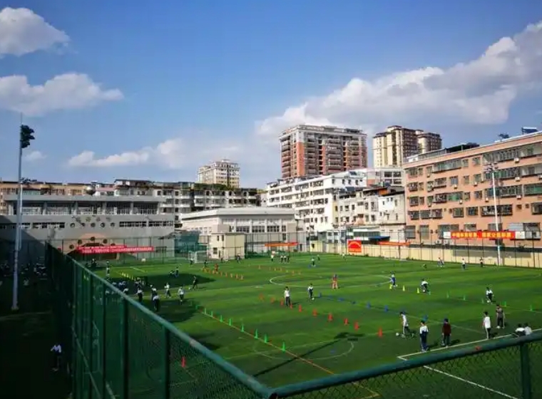 安国市兴华中学地址，乘车路线