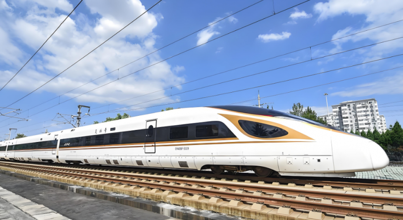 甘肃2025年没有毕业证可以读铁路学校吗