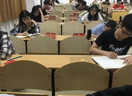 内江开放大学开展期末安全大检查