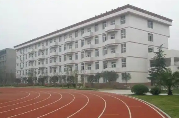 龙泉二中地址，乘车路线