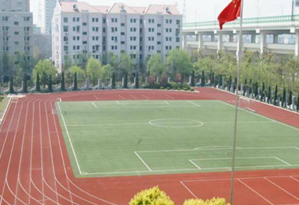 为爱护航---湖州交通技师学院妈咪暖心小屋正式建成