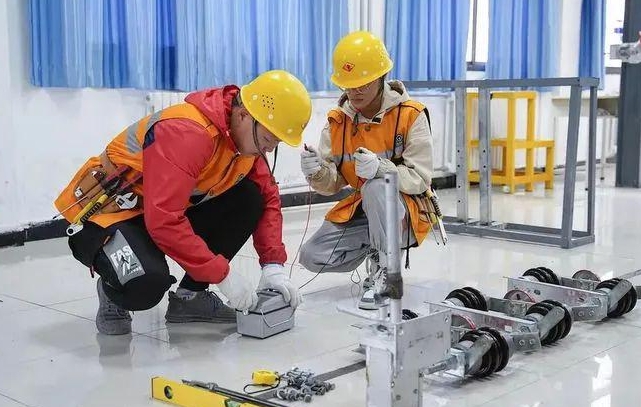 陕西2025年铁路学校有哪些专业适合男生