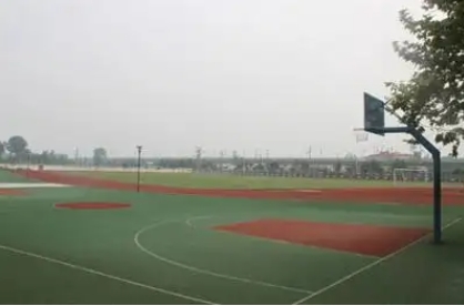 青城山高中地址，乘车路线