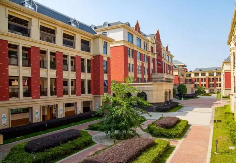 2025宏德学校多少钱(学费明细)
