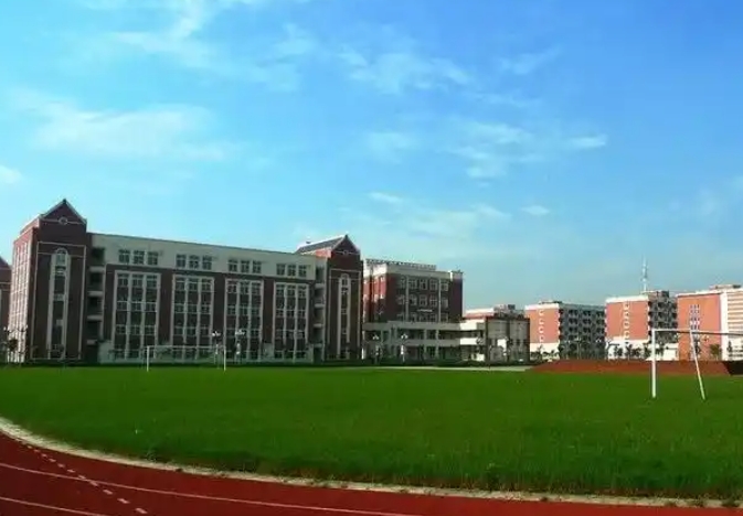 四川电影电视学院实验中学地址，乘车路线