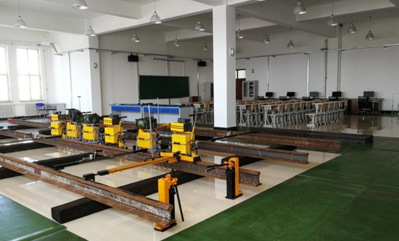 甘肃2025年男生在铁路学校学什么好