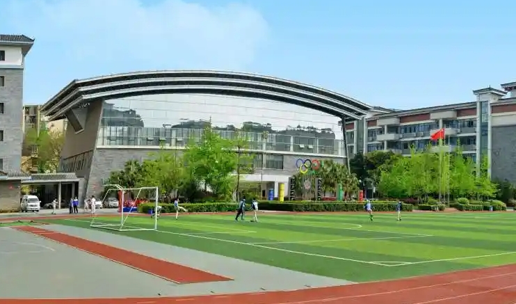 四川省成都市西北中学怎么样、好不好