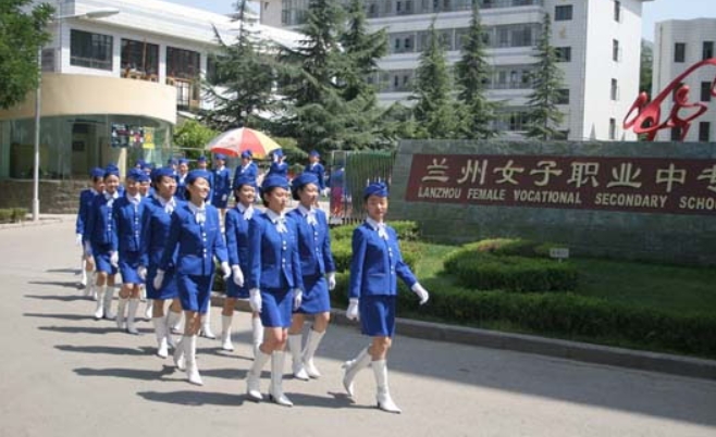 甘肃2025年适合女生的铁路学校专业